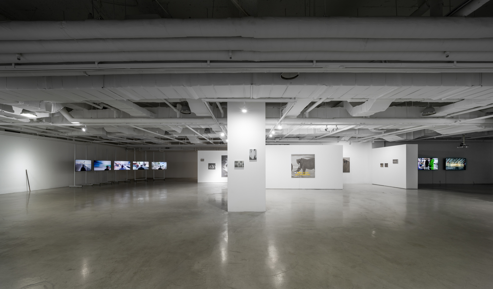 《이상한 당신의 세계》